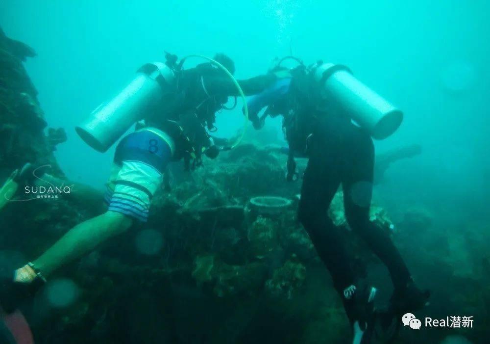 逃出漂浮的小岛